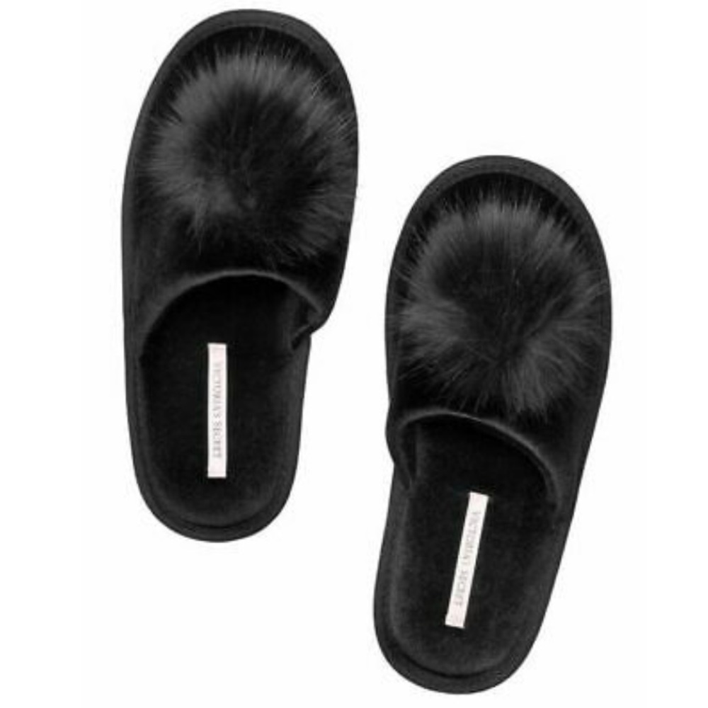 BRAND NEW! Victoria’s Secret slippers!